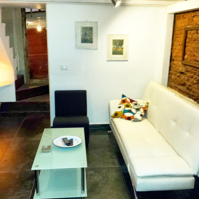 Il Pozzo Di Santa Teresa Daire Katanya Oda fotoğraf